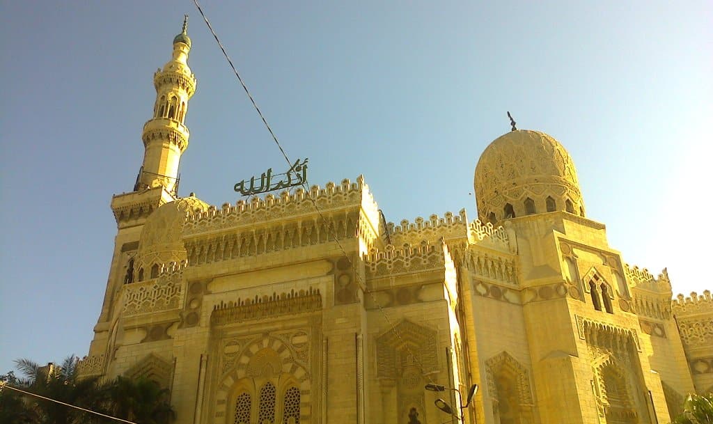مسجد المرسي ابو العباس قبلة عشاق الفنون والحب الصوفي الرحالة
