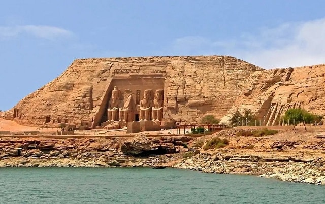 معبد أبو سمبل في أسوان