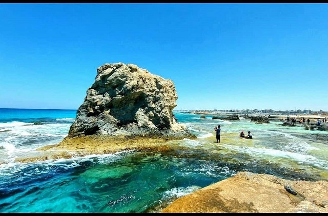صخرة "ليلى مراد"