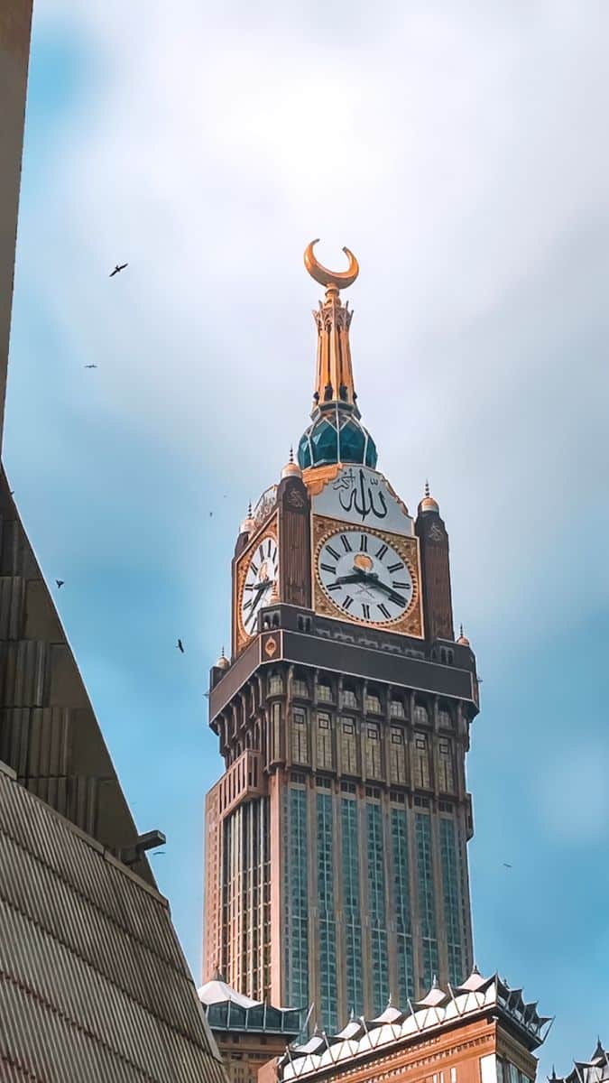 جانب من البرج