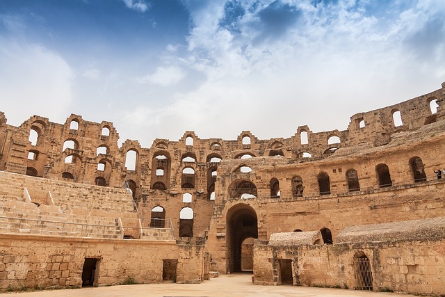 السفر إلى تونس
