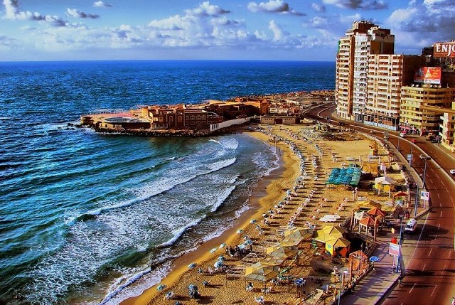 شاطئ ميامي بالاسكندرية