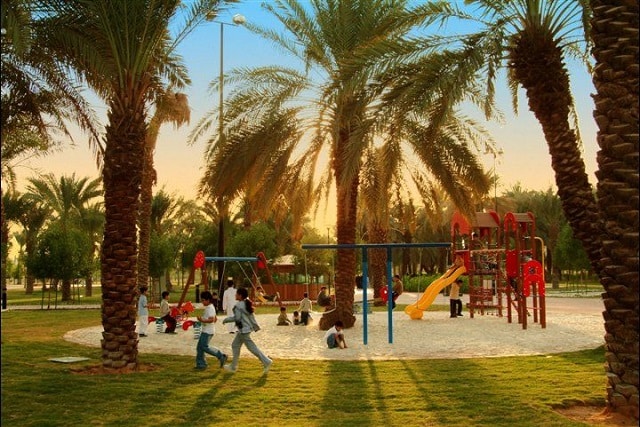 أنشطة عائلية في حديقة السلام