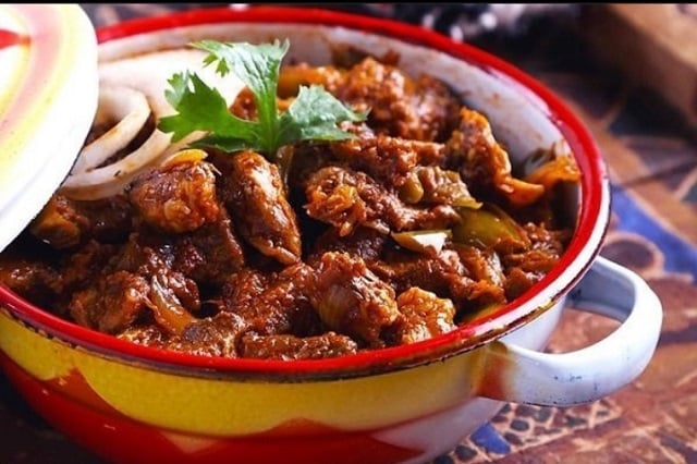مطعم الفول الحجازي