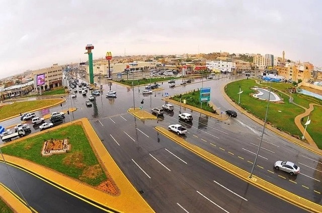 ميدان الساعة في عنيزة