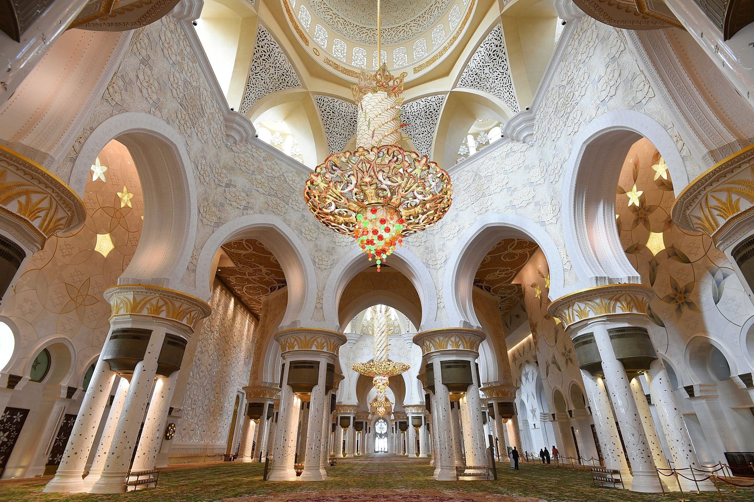 داخل الجامع