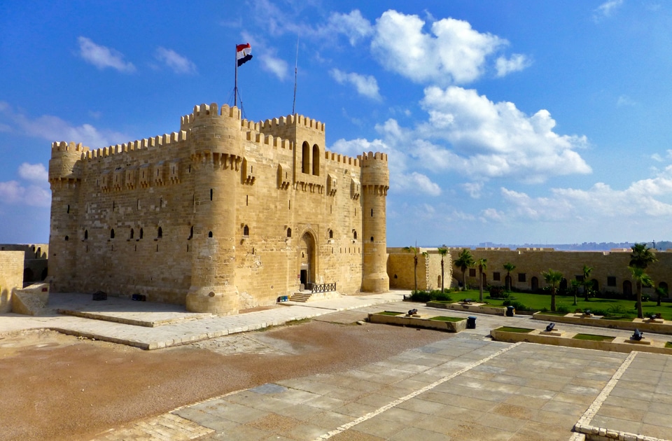 اشهر القلاع الأثرية في العالم