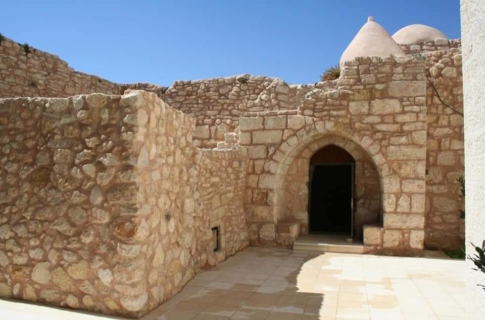 مدخل ضريح النبي يوشع