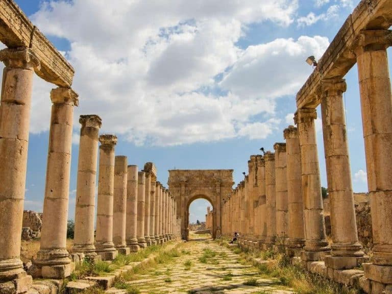 شارع الأعمدة أو كارد ماكسيموس