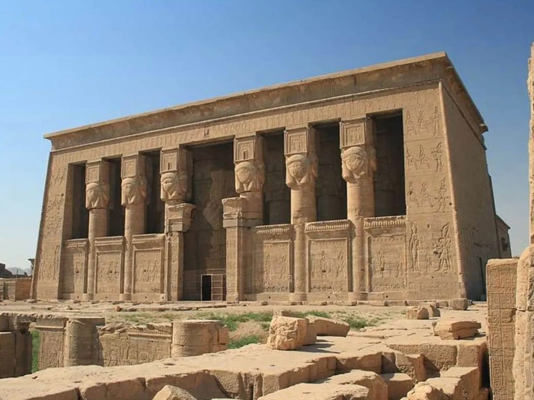 معبد دندرة في قنا