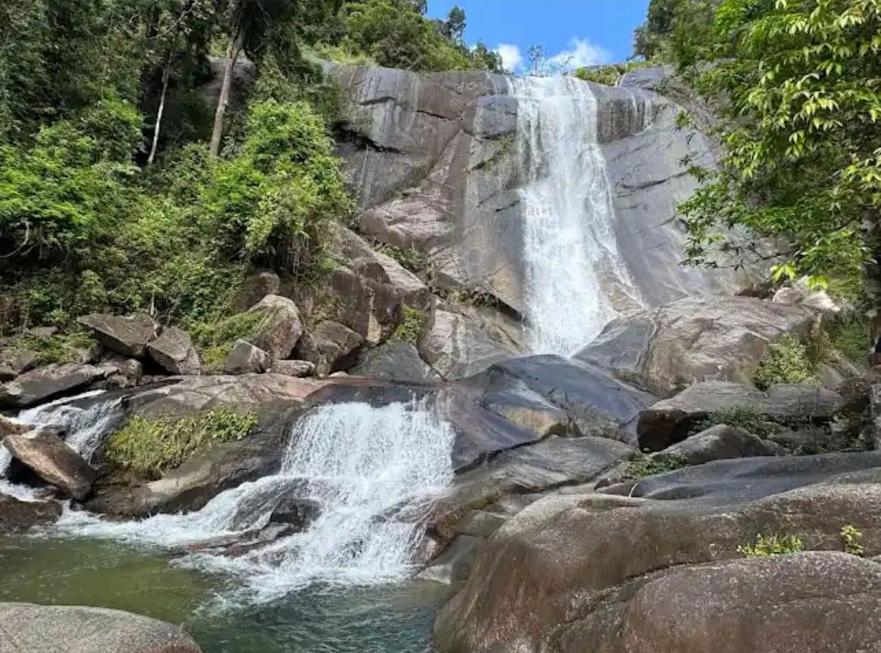 Seven Wells Waterfalls Langkaw