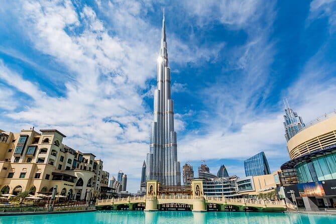 "خريطة توضح قرب بوليفارد الشيخ محمد بن زايد من أهم المعالم السياحية في دبي مثل برج خليفة ودبي مول ومتحف المستقبل"